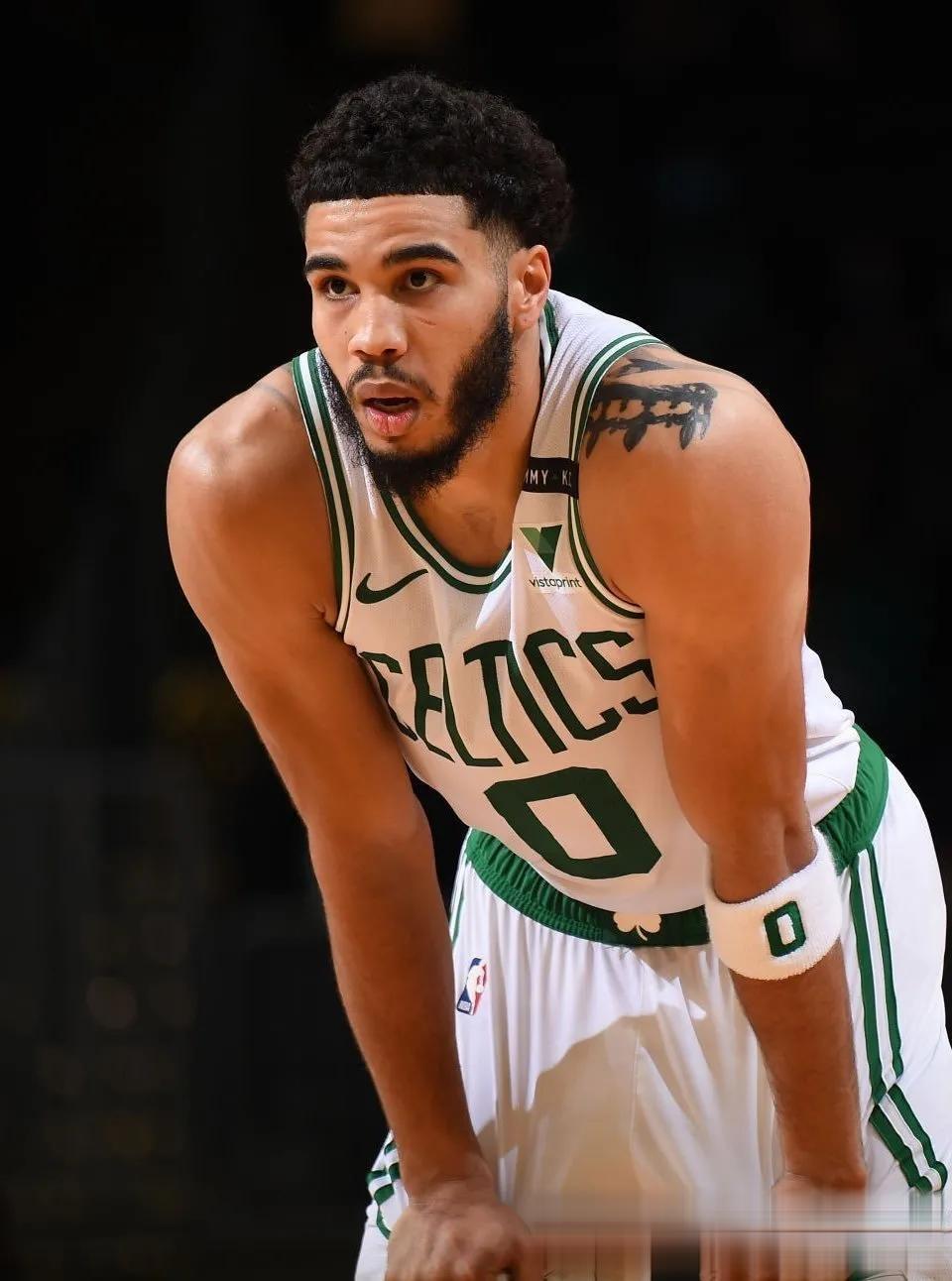 爱游戏体育-包含塔图姆新星表现优异表现突出，G2前途光明！上演精彩一战的词条-爱游戏体育